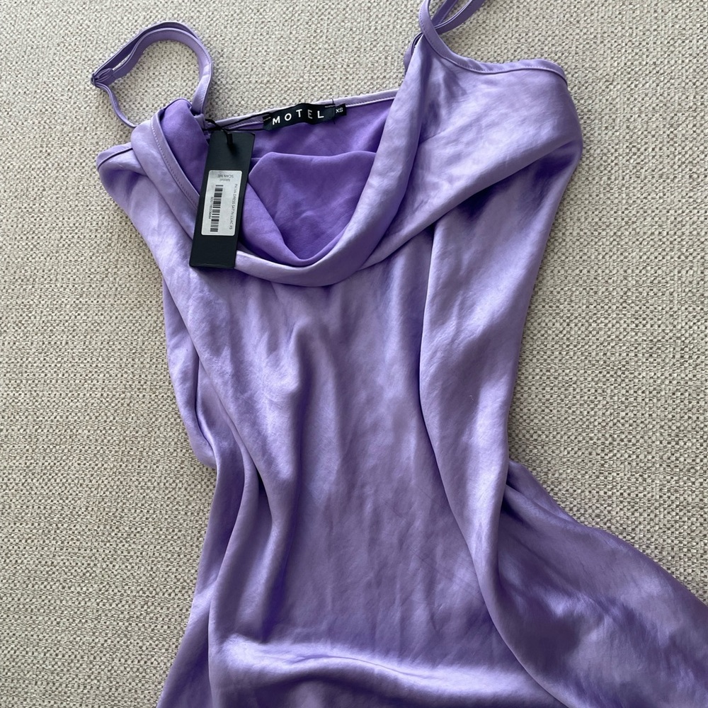 Motel brand new silk dress